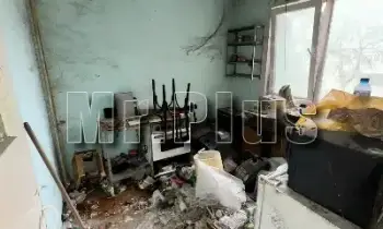 Разчистване на къщи и вили от отпадъци в Нова Загора
