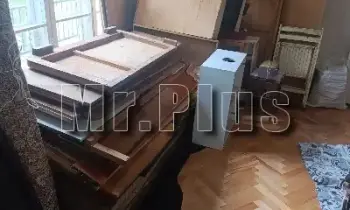 Извозване на стари мебели с хамали и камиони в Сливен